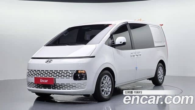Hyundai Staria, 2022