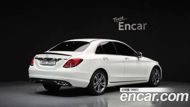 Mercedes-Benz C-Class, 2018