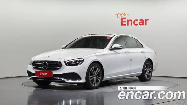 Mercedes-Benz E-Class, 2023