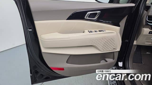 Kia Carnival, 2025