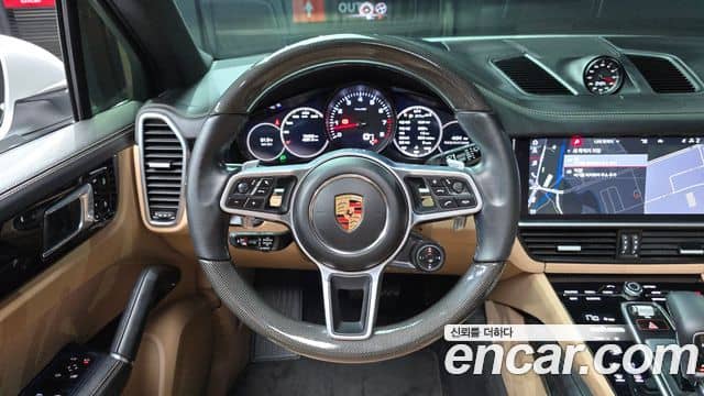 Porsche Cayenne, 2020