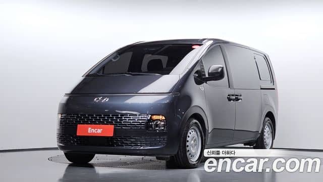 Hyundai Staria, 2022