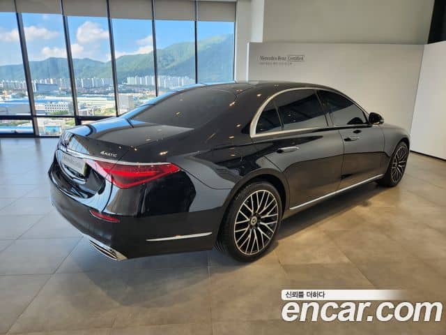 Mercedes-Benz S-Class, 2025
