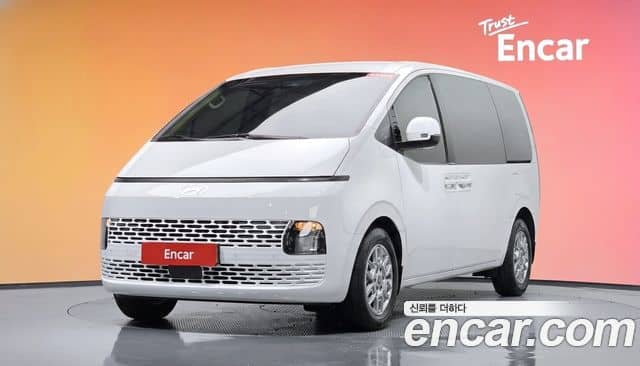 Hyundai Staria, 2024