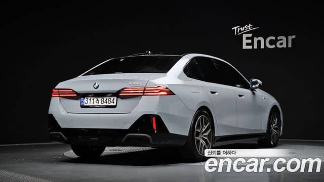 BMW 5 Series, 2024