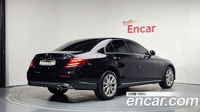Mercedes-Benz E-Class, 2020