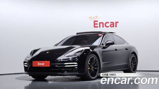 Porsche Panamera, 2021