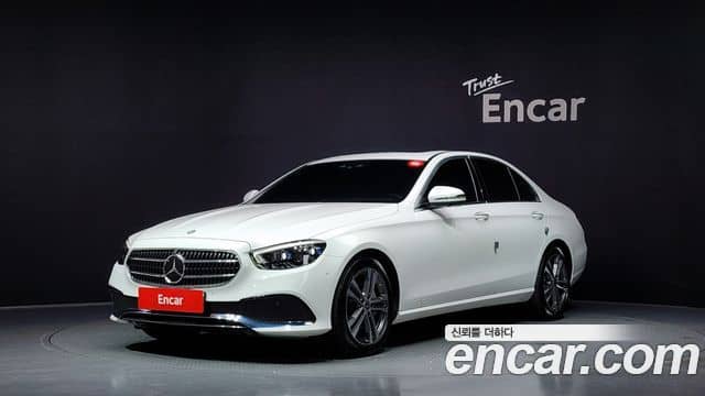Mercedes-Benz E-Class, 2022