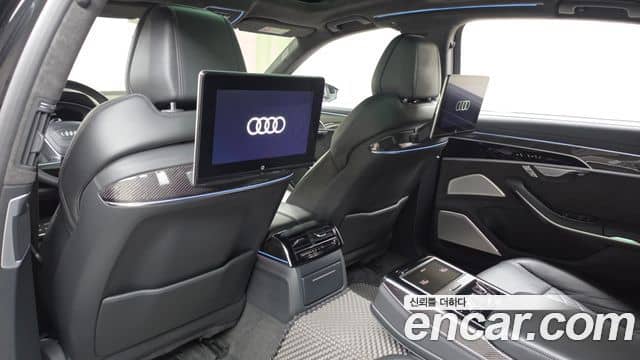 Audi S8, 2021