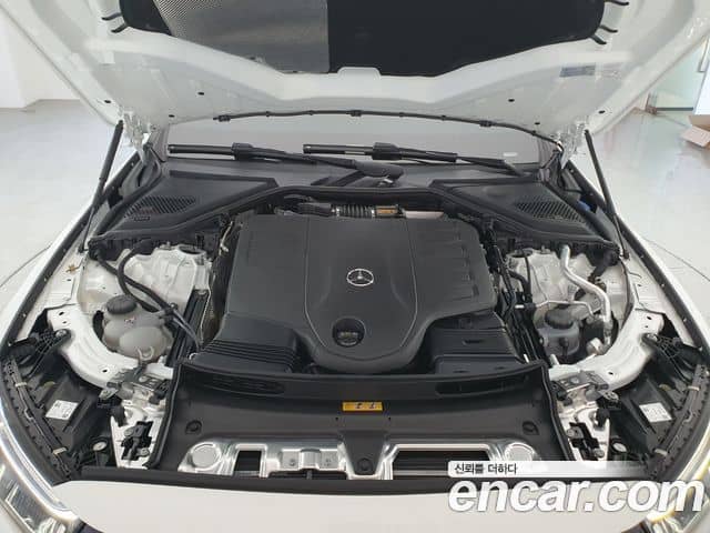 Mercedes-Benz E-Class, 2026