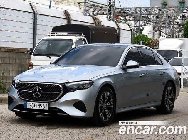 Mercedes-Benz E-Class, 2024