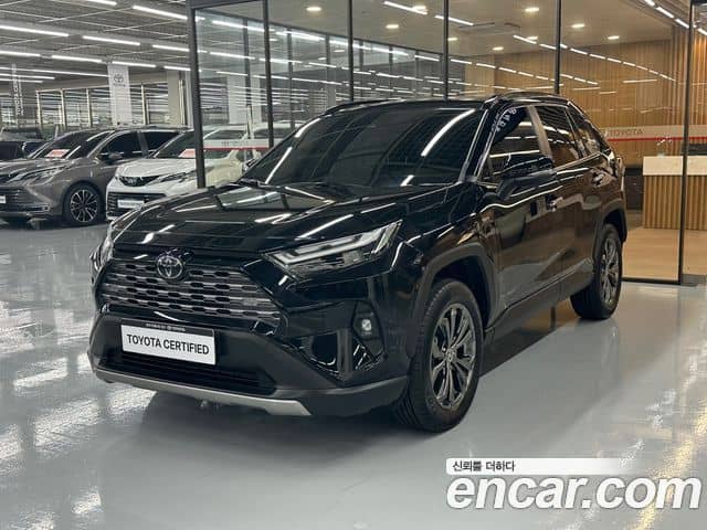 Toyota RAV4, 2025