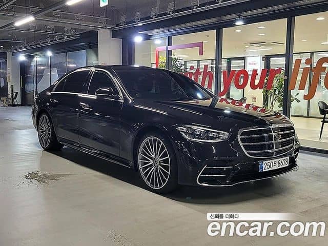 Mercedes-Benz S-Class, 2024