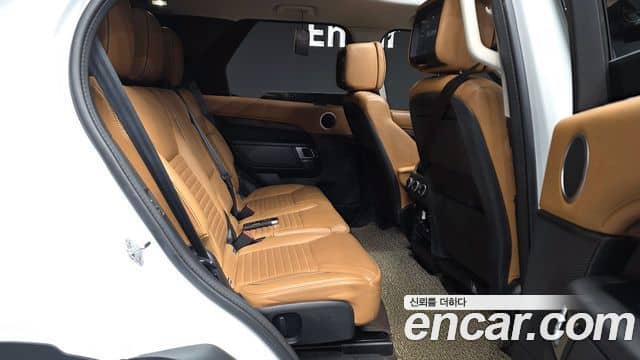 Land Rover Discovery 5, 2019