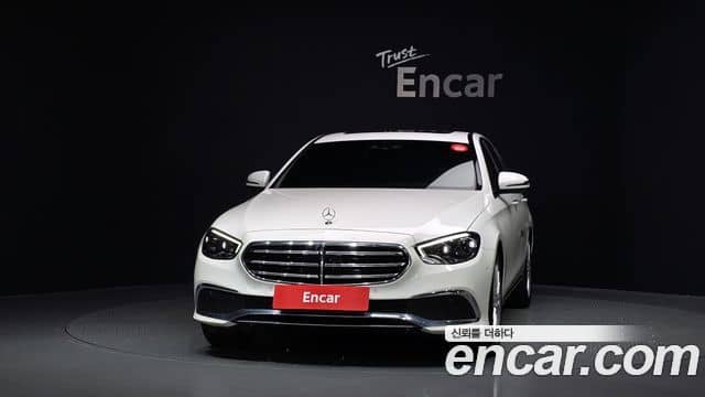 Mercedes-Benz E-Class, 2022