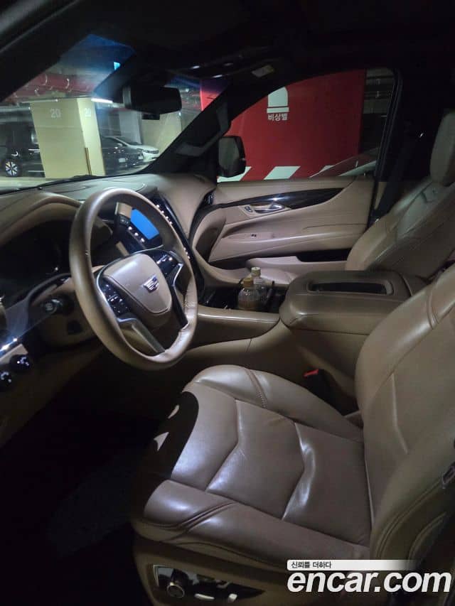 Cadillac Escalade, 2018