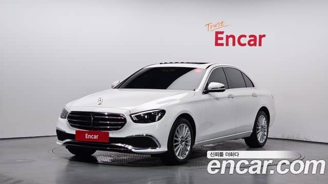 Mercedes-Benz E-Class, 2023