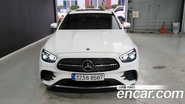 Mercedes-Benz E-Class, 2022