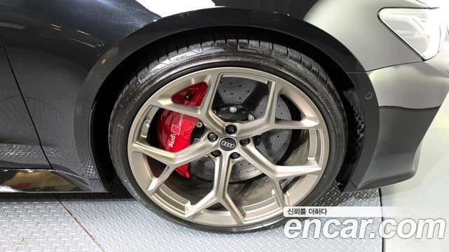 Audi RS7, 2025
