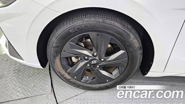 Hyundai The New Avante Hybrid, 2021