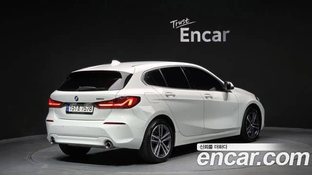 BMW 1 Series, 2021