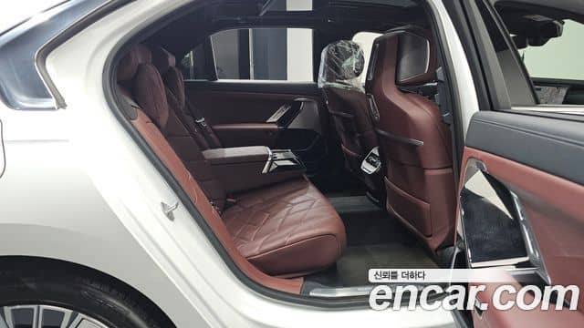BMW 7 Series, 2023