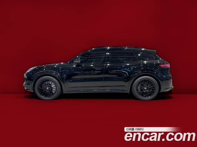 Porsche Cayenne, 2020