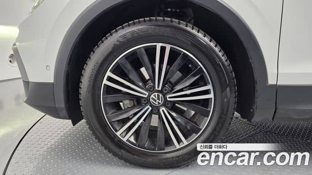 Volkswagen Tiguan, 2024