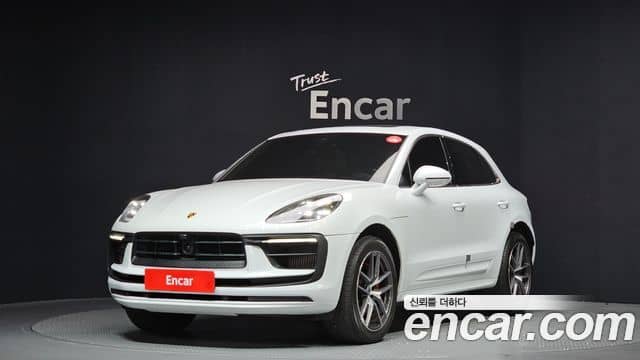 Porsche Macan, 2022