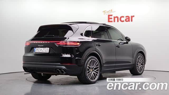 Porsche Cayenne, 2023
