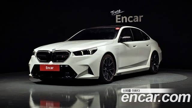 BMW M5, 2025