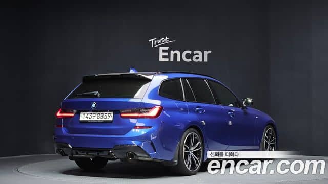 BMW 3 Series, 2021