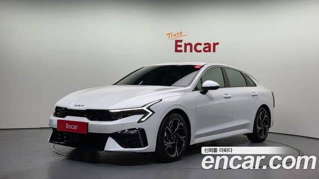 Kia K5, 2025