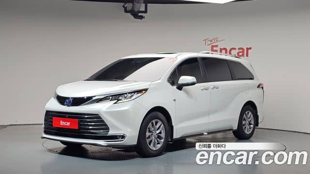 Toyota Sienna, 2024