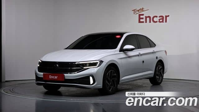 Volkswagen Jetta, 2023
