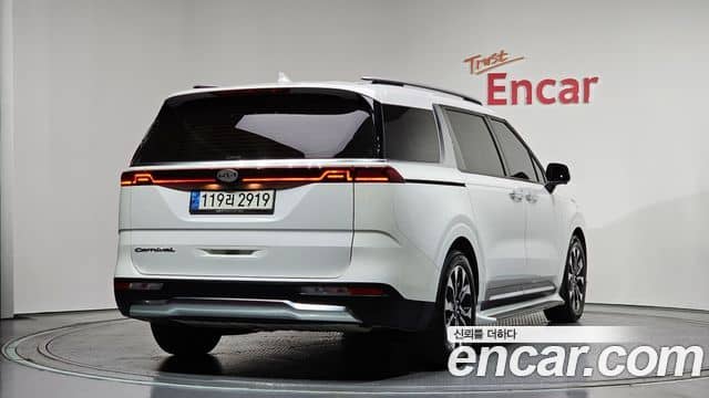 Kia Carnival, 2021