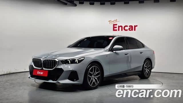 BMW 5 Series, 2024