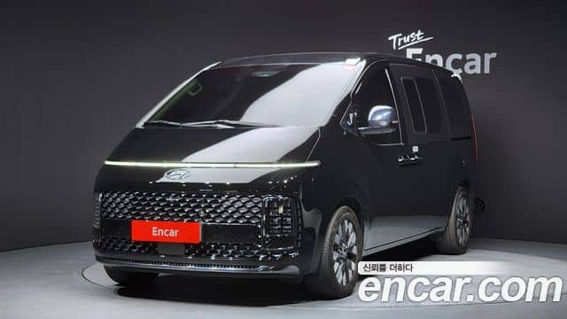 Hyundai Staria, 2023