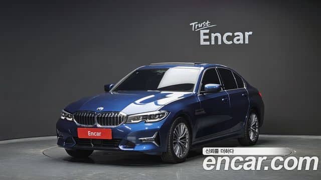 BMW 3 Series, 2022