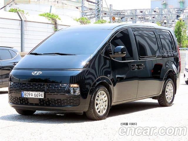Hyundai Staria, 2022