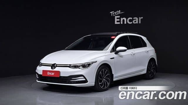 Volkswagen Golf, 2024