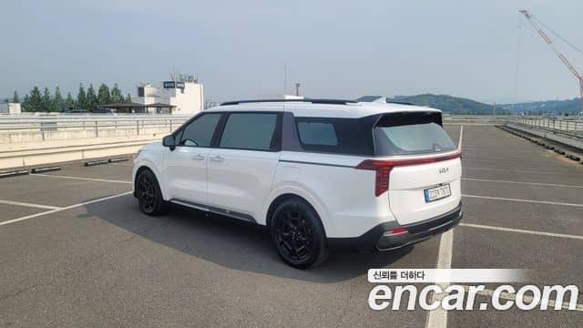 Kia Carnival, 2025