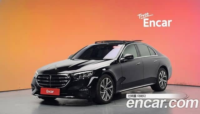 Mercedes-Benz E-Class, 2024