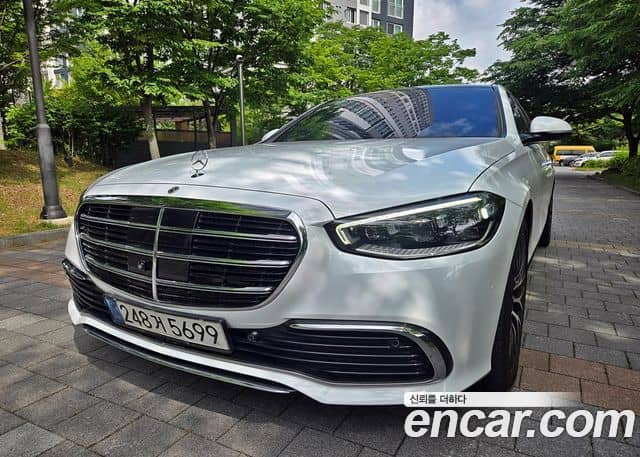 Mercedes-Benz S-Class, 2022