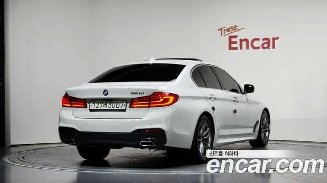BMW 5 Series, 2020