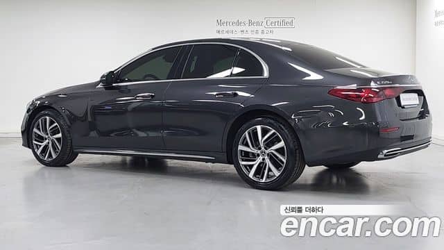 Mercedes-Benz E-Class, 2024