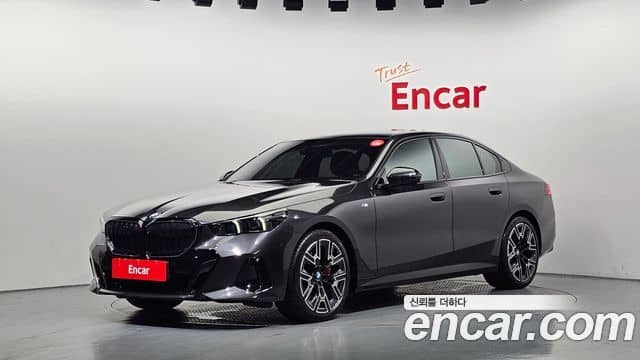BMW 5 Series, 2025