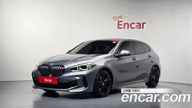 BMW 1 Series, 2022