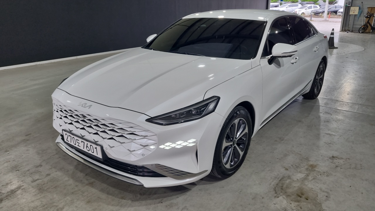 Kia K8, 2022