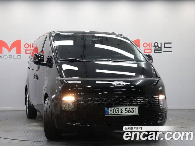 Hyundai Staria, 2022